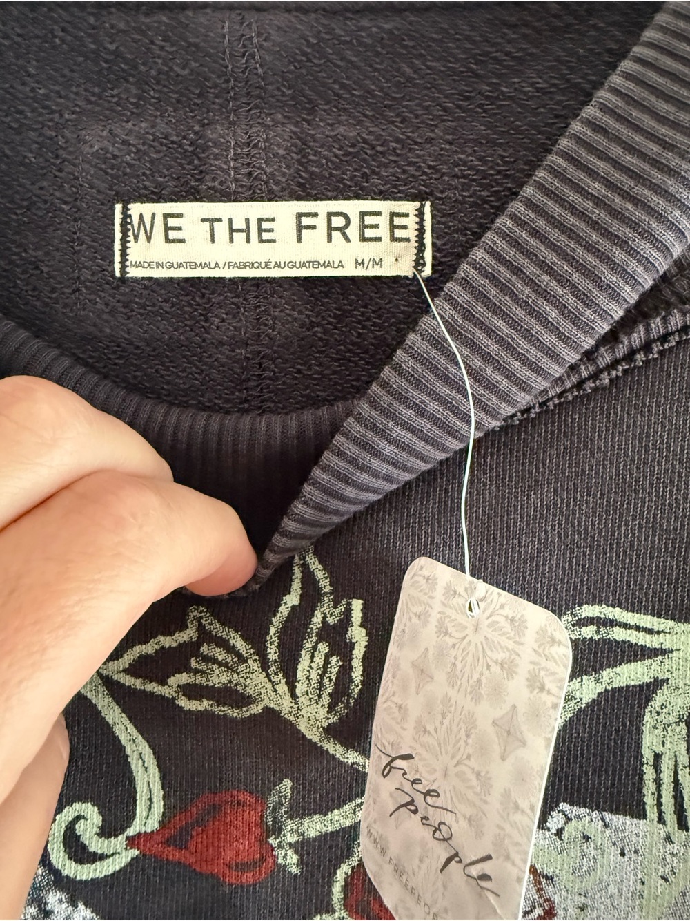 We The Free Palm Springs Turtleneck Graphic Pullover NWT M - Picture 6 of 7